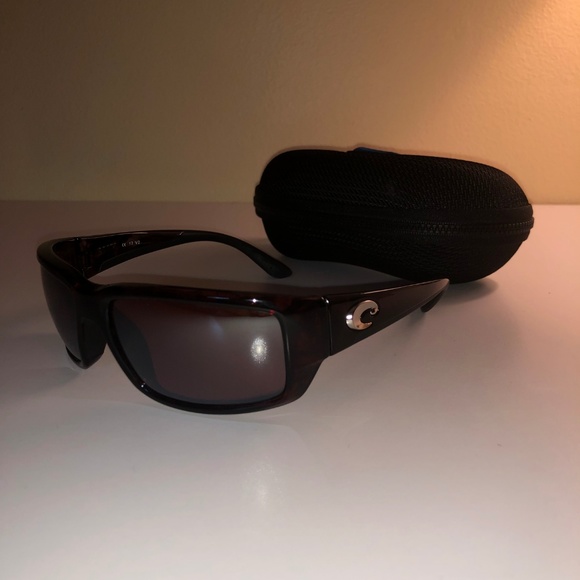 Costa Fantail Sunglasses - Picture 2 of 3